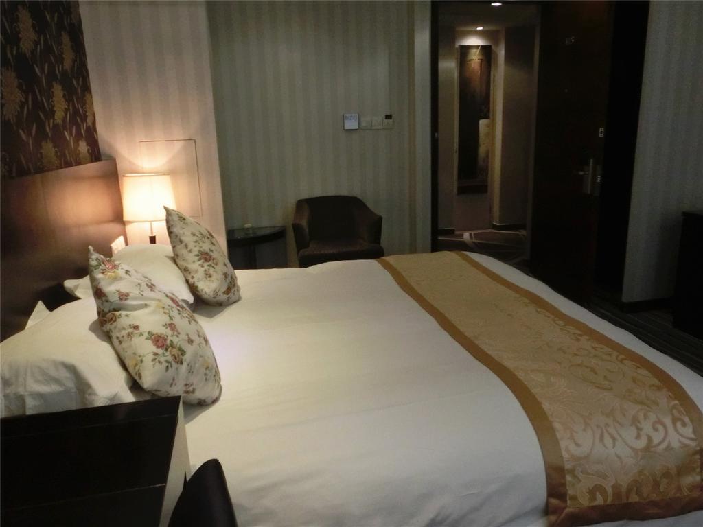 Shanghai Baron Business Bund Hotel Phòng bức ảnh